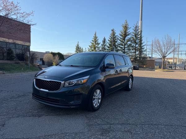 2017 Kia Sedona LX